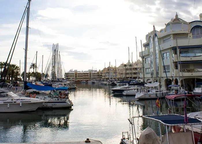 Puerto Marina Luxury 2Bdr Apartment With Sea View