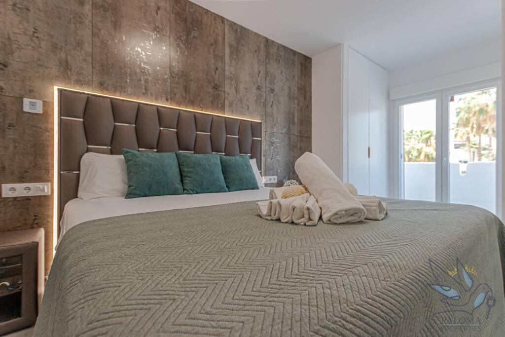 Apartment Puerto Marina Luxury 2bdr With Sea View *